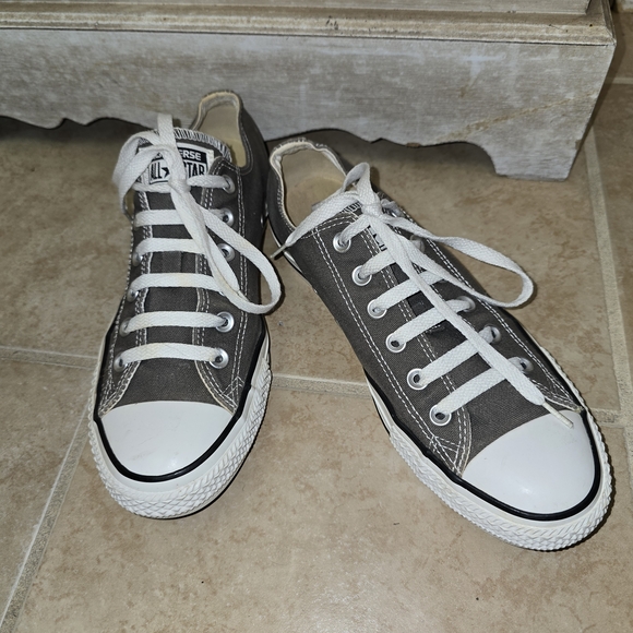 Converse Gray Low-Top Sneakers - Picture 7 of 7